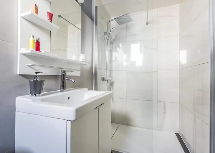 Apartmán Lb Vacation I Cute Affordable 1-br Minutes From Center Cannes